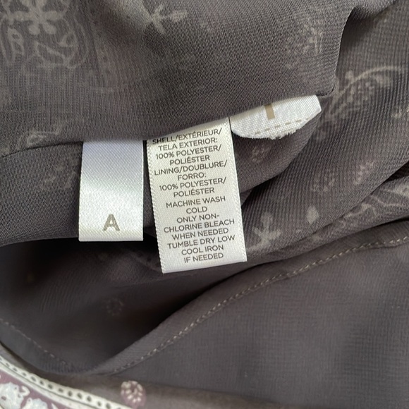 Ann Taylor Loft camisole - Picture 10 of 10